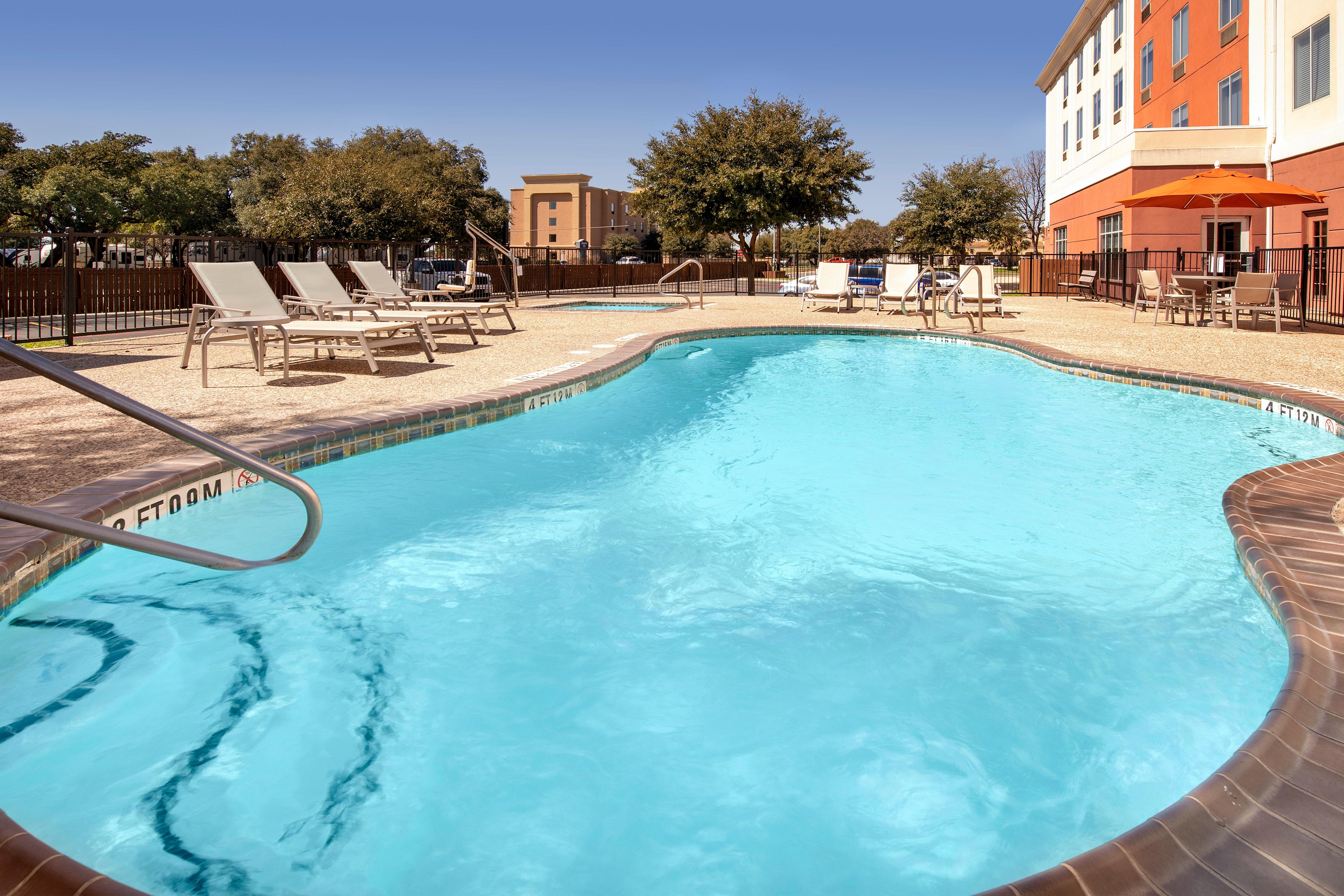 Holiday Inn Express Uvalde, An Ihg Hotel Exteriér fotografie
